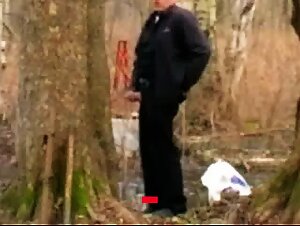 Lonely Daddy Strokes it Outside