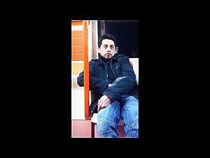 Big-Cock Str8 Guy Outdoor Play