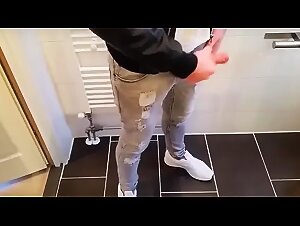 Amateur Webcam Handjob with a Big Cock