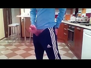 Hunk's Secret Masturbation Tape Leaked by Amateur Cameraman